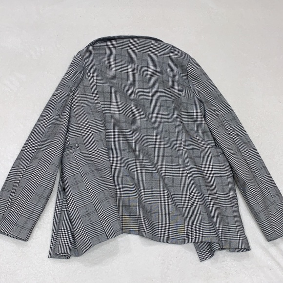 Mint Vanilla Coat - Picture 4 of 4